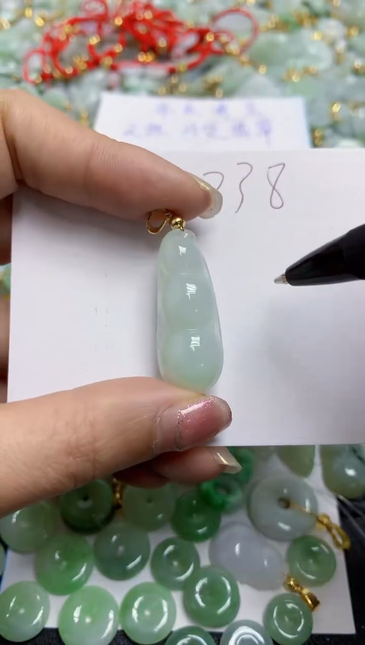 【闪购商品】翡翠颈饰合金天然翡翠A货