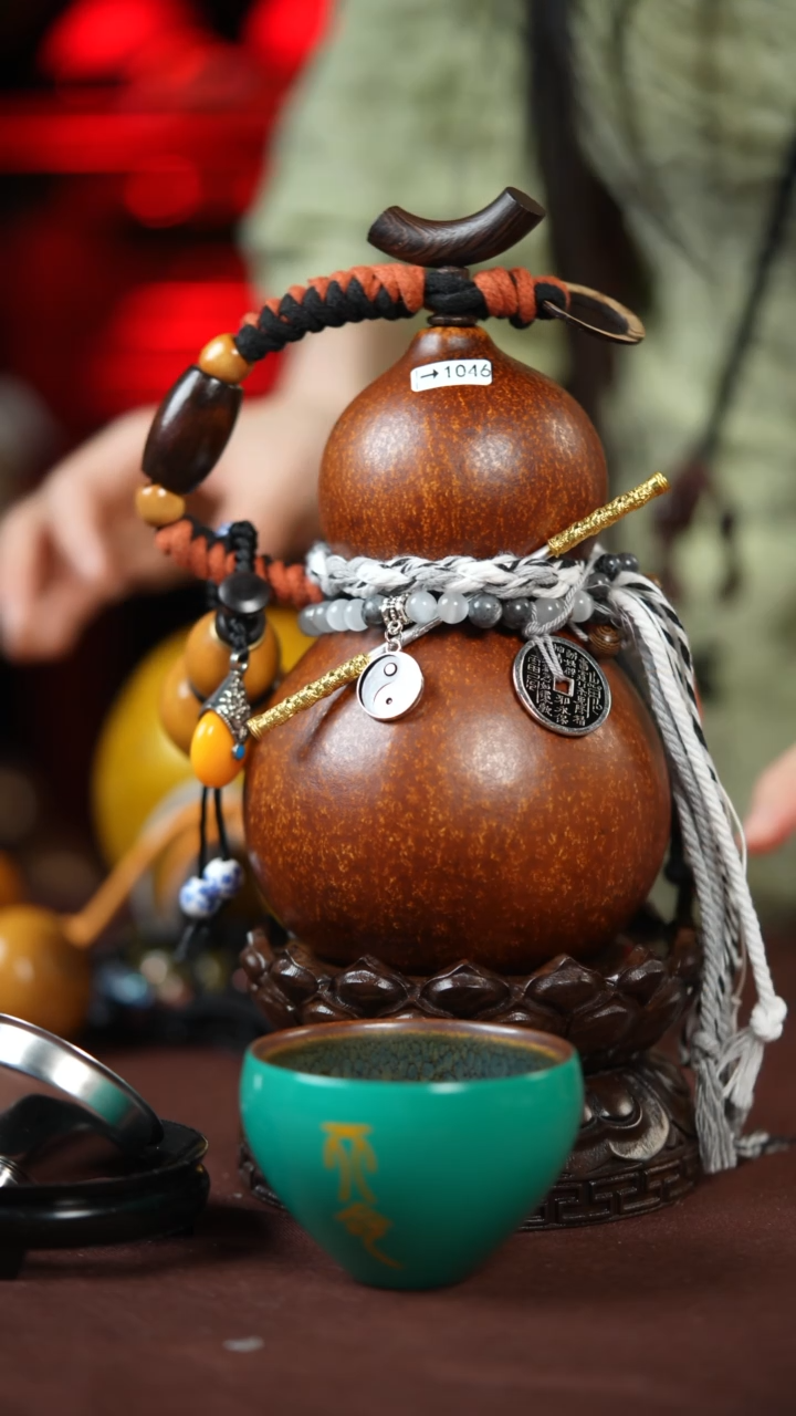 【闪购商品】1046号600ml左右的非遗漆器酒葫芦