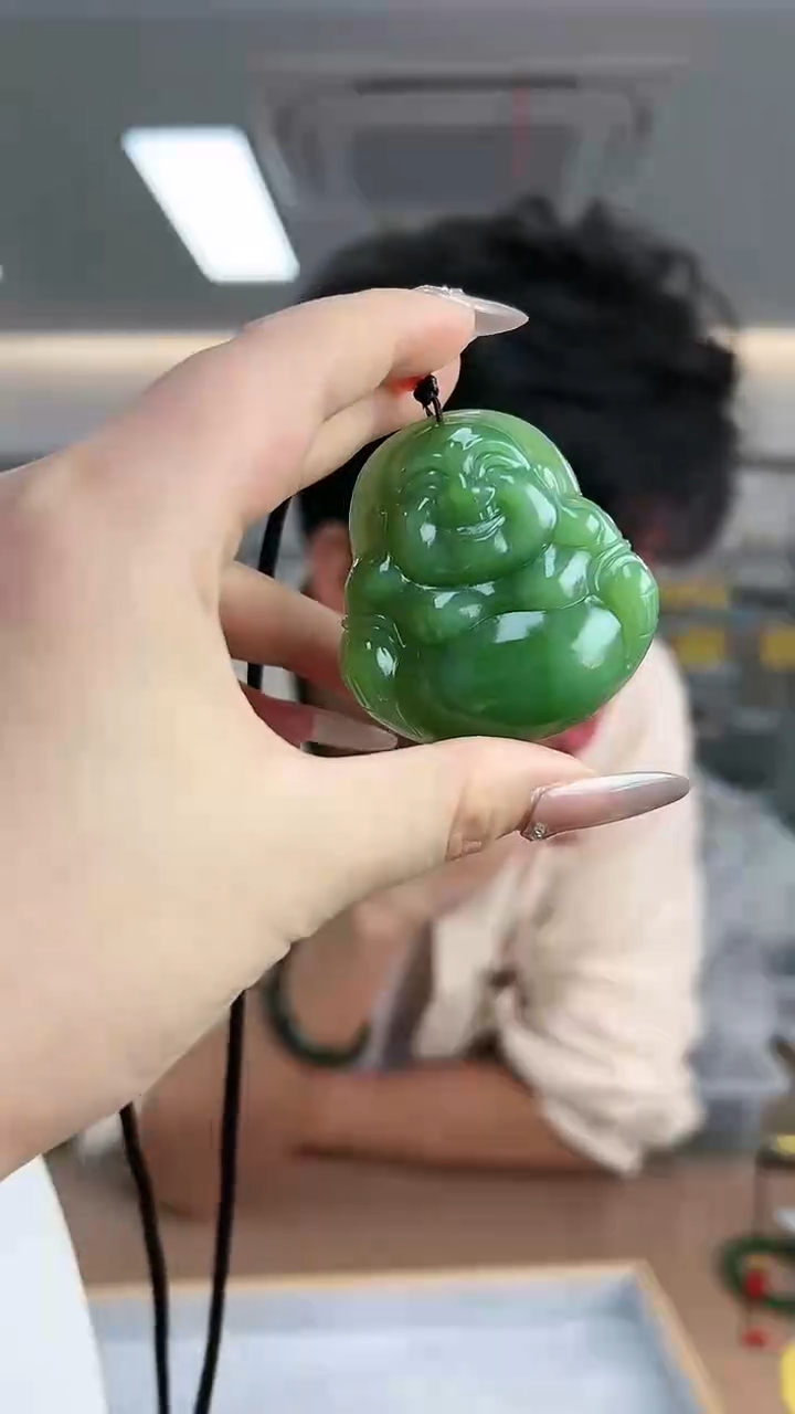 【闪购商品】和田玉碧玉佛公未镶嵌吊坠