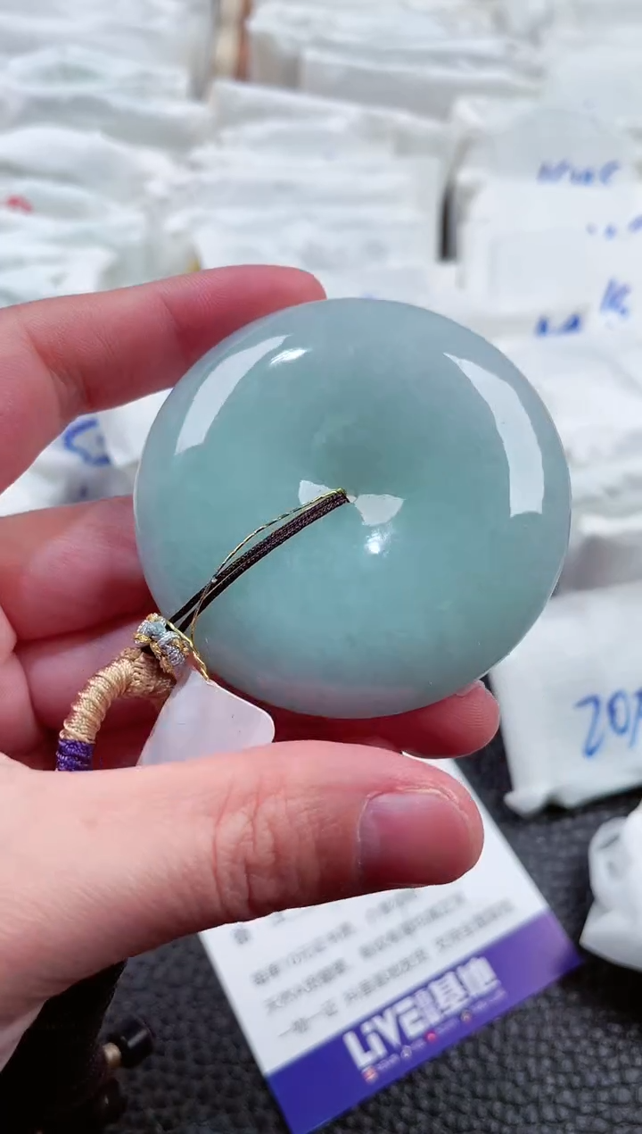 【闪购商品】翡翠颈饰未镶嵌00008592