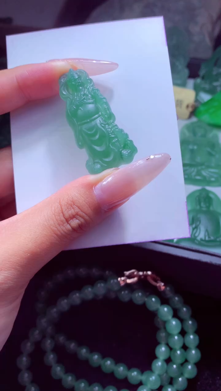 未镶嵌定制翡翠哈天然缅甸翡翠A货吊坠多样性发货其一