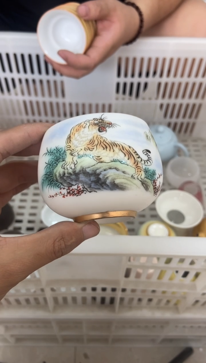 杯无运费险有瑕疵的有点脏介意勿拍