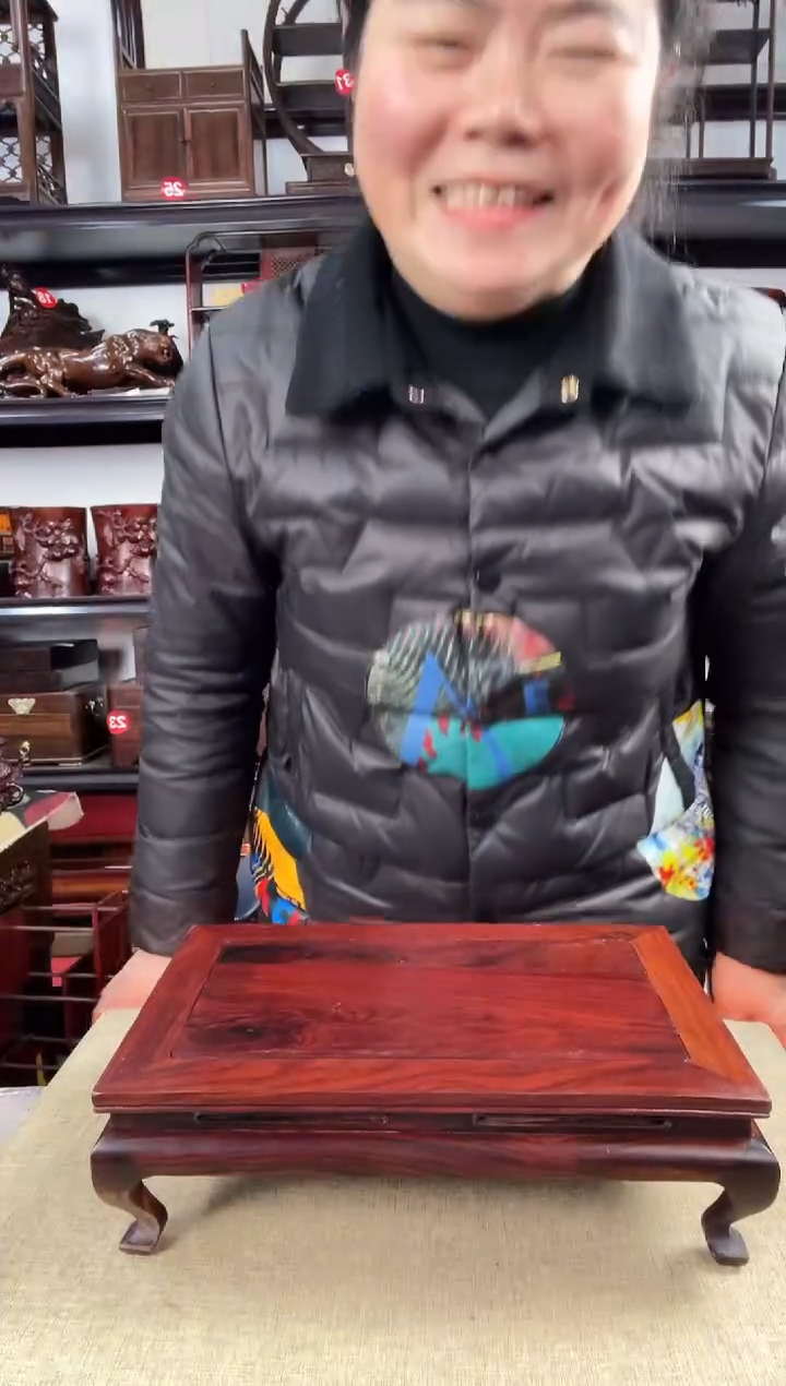 木老李红木工艺品283瑕疵