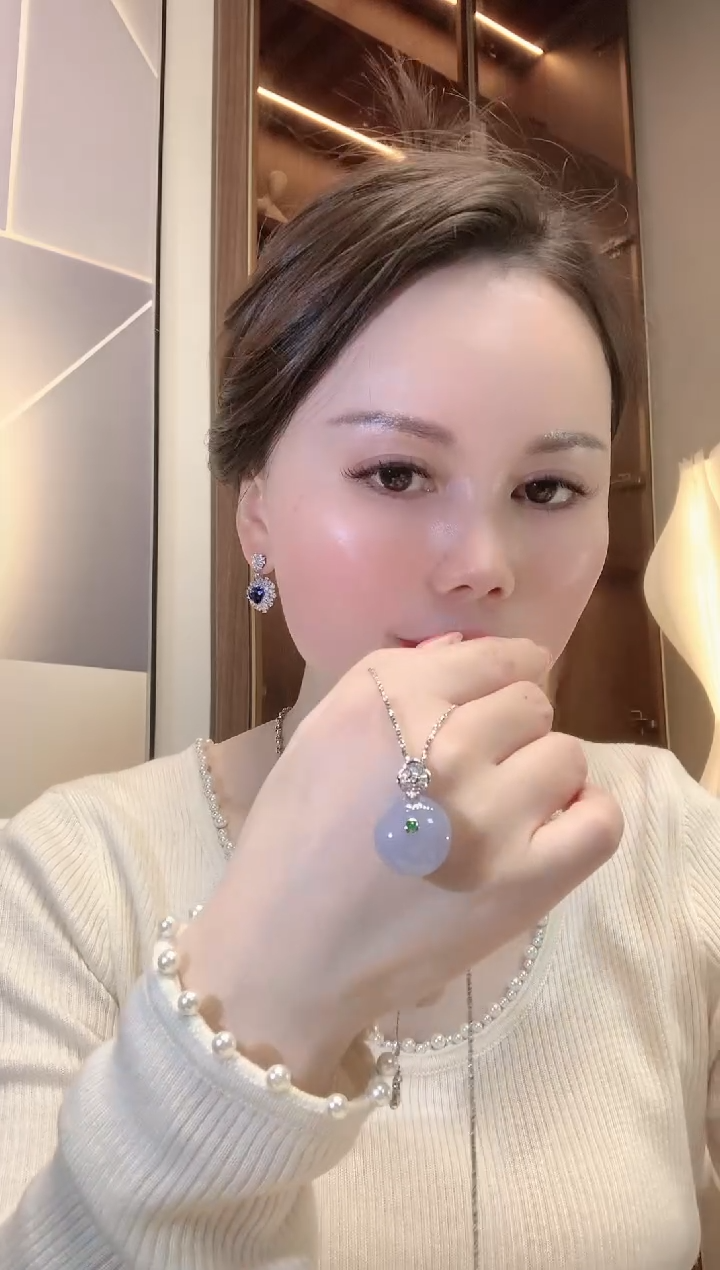 【闪购商品】翡翠吊坠(不含链)18K金镶嵌A35 紫货有一定色差