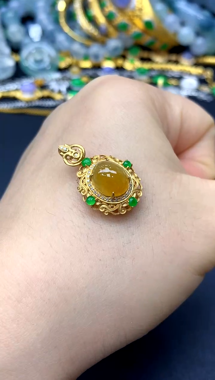 颈饰18K金镶嵌翡翠452-中国好珍宝