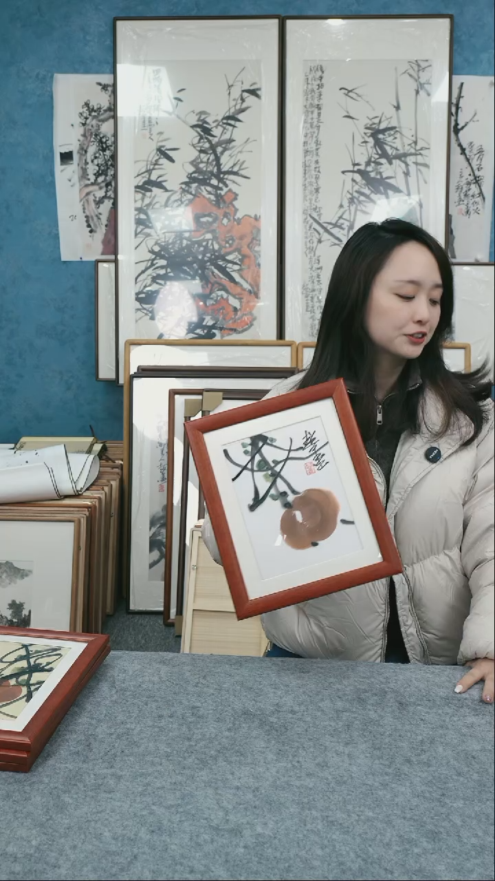 【闪购商品】国画10寸本土老师木质摆台
