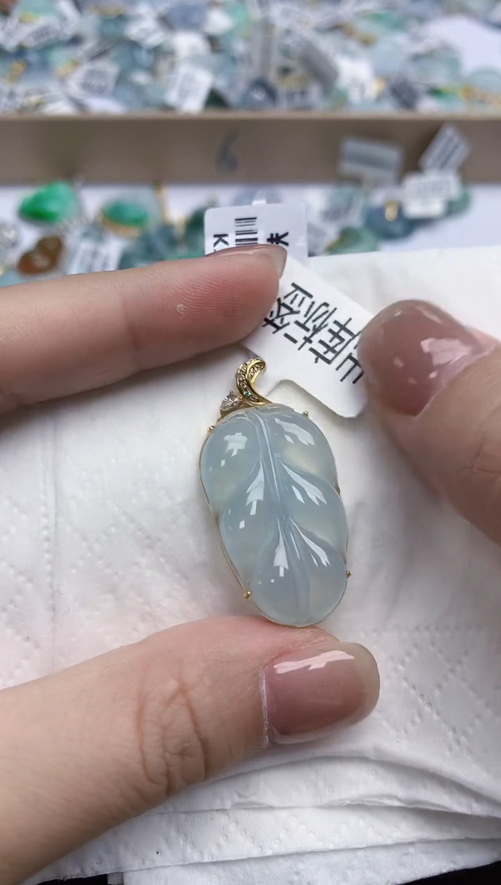【闪购商品】翡翠颈饰18K金镶嵌天然缅甸翡翠A货