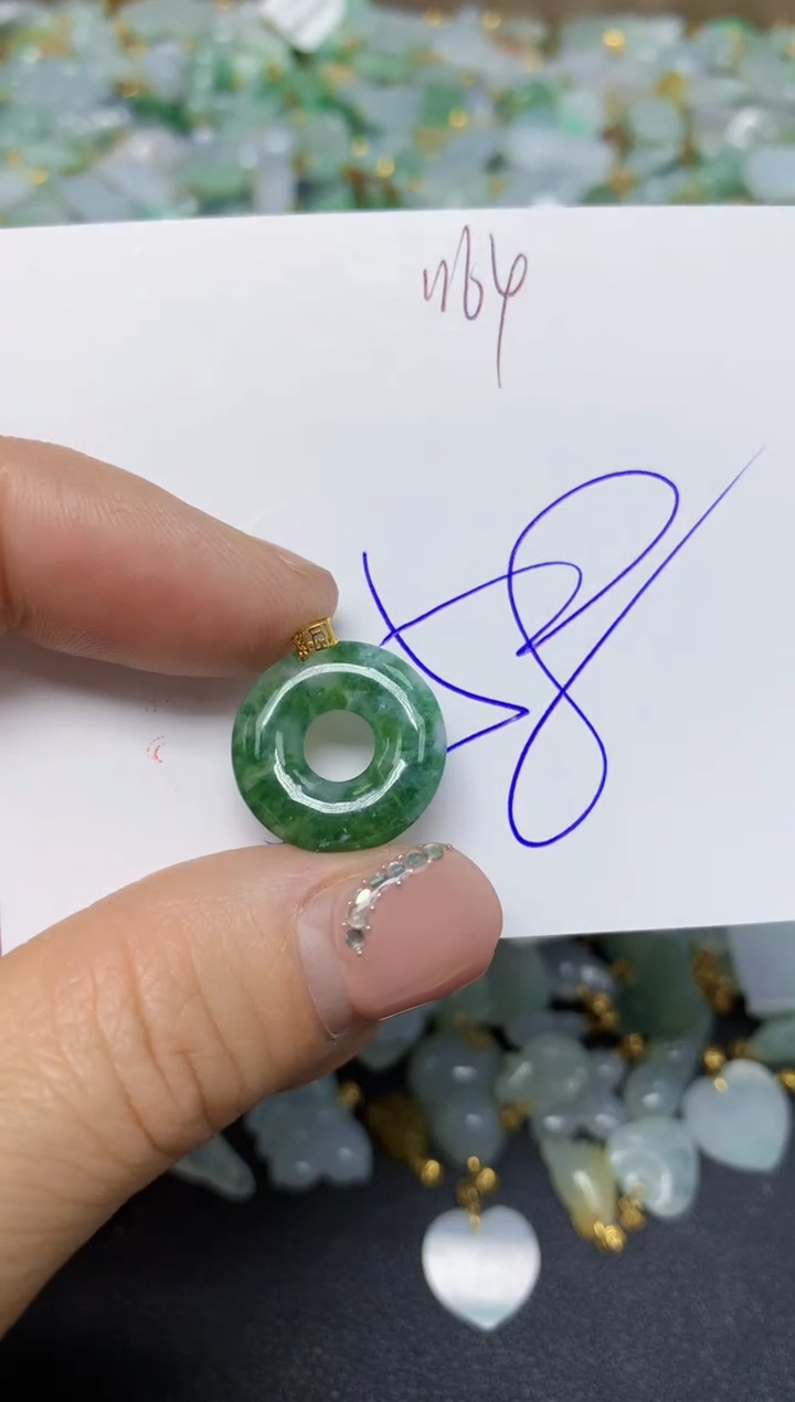 【闪购商品】翡翠挂件18K金镶嵌 天然翡翠A货