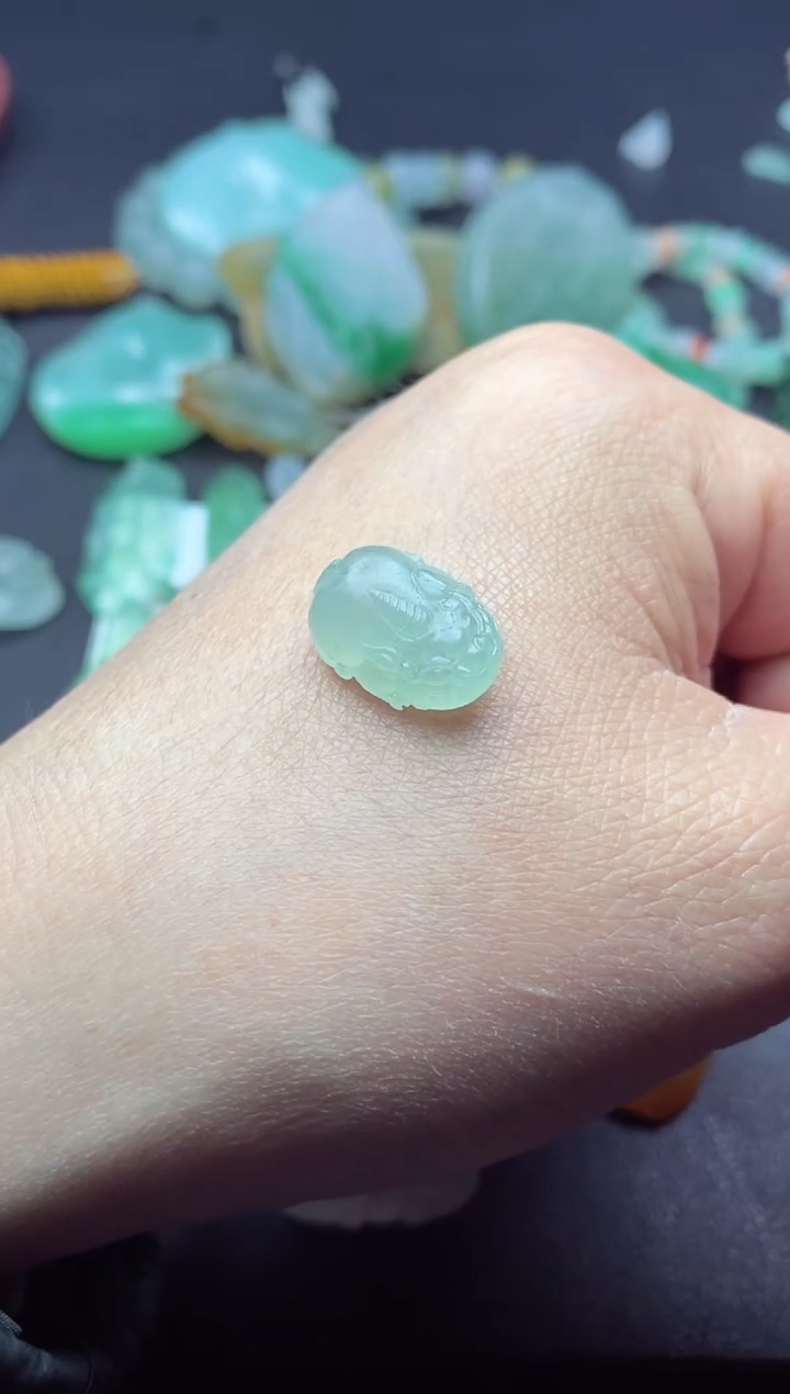 【闪购商品】定制翡翠未镶嵌翡翠