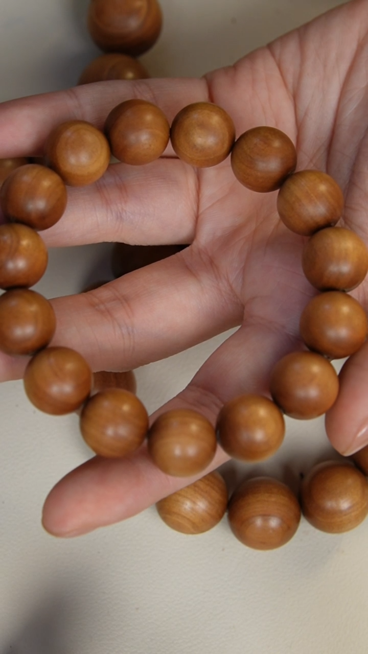 【闪购商品】檀香木手串/手链老山檀香1.5圆珠白檀香多样式发其一