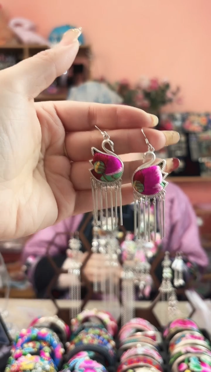 艺枝独绣手工饰品225