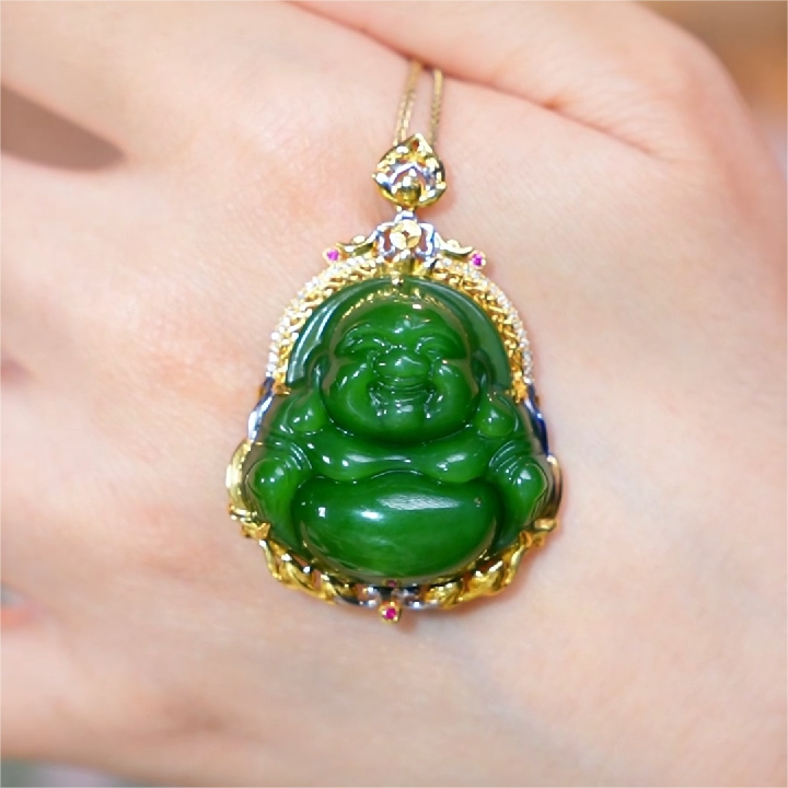 【芒心珠宝】天然和田玉18K镶嵌全包碧玉30mm佛公吊坠