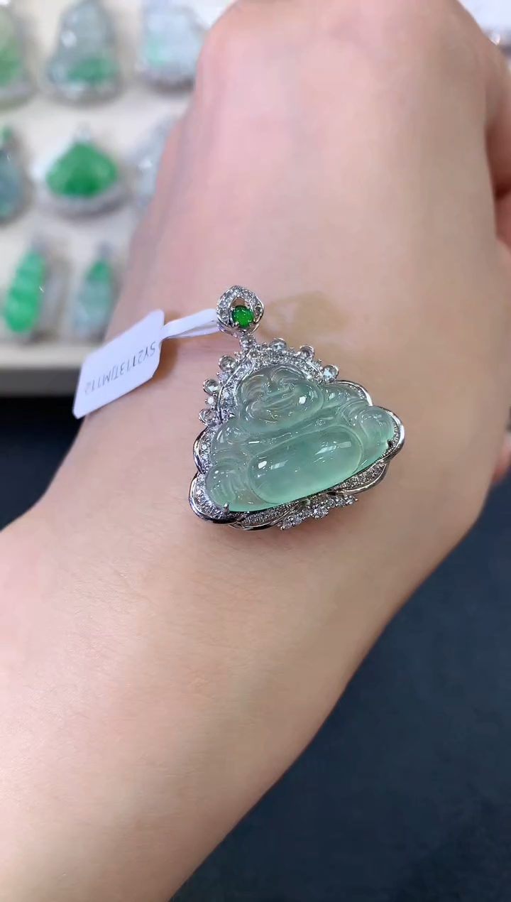 【闪购商品】翡翠吊坠(不含链)18K金镶嵌C12   