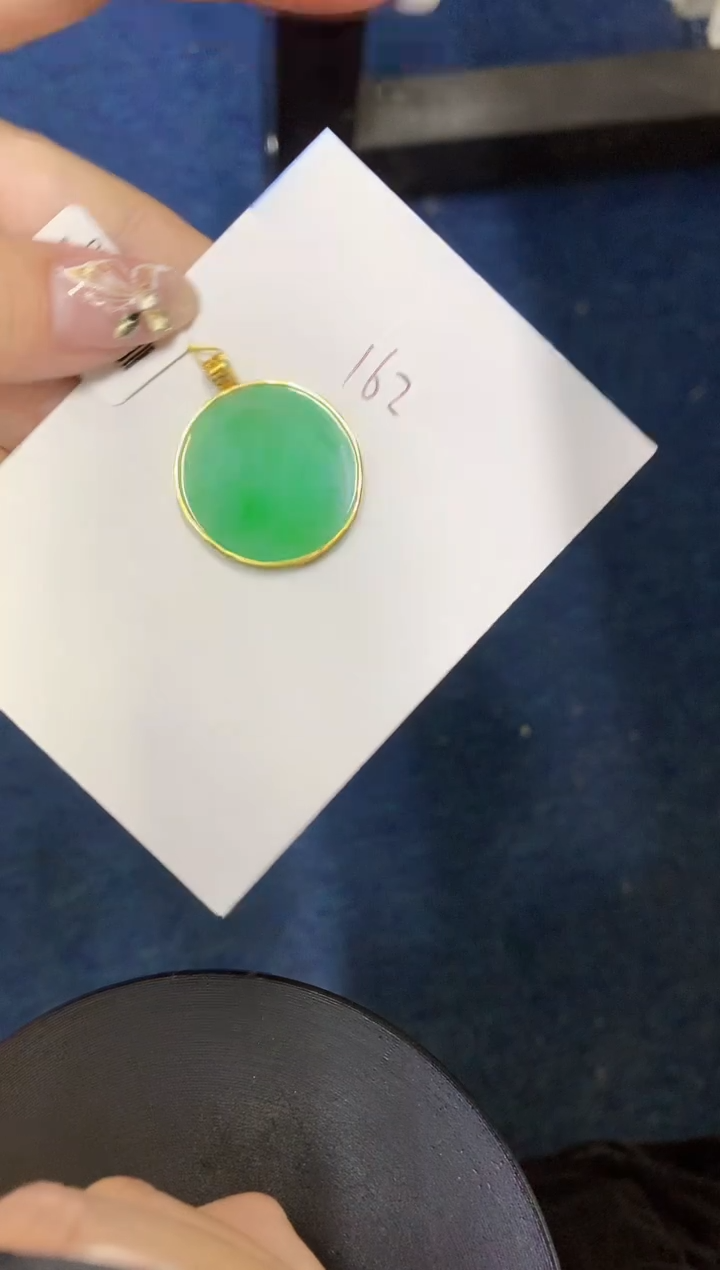 【闪购商品】翡翠颈饰18K金镶嵌0000000000