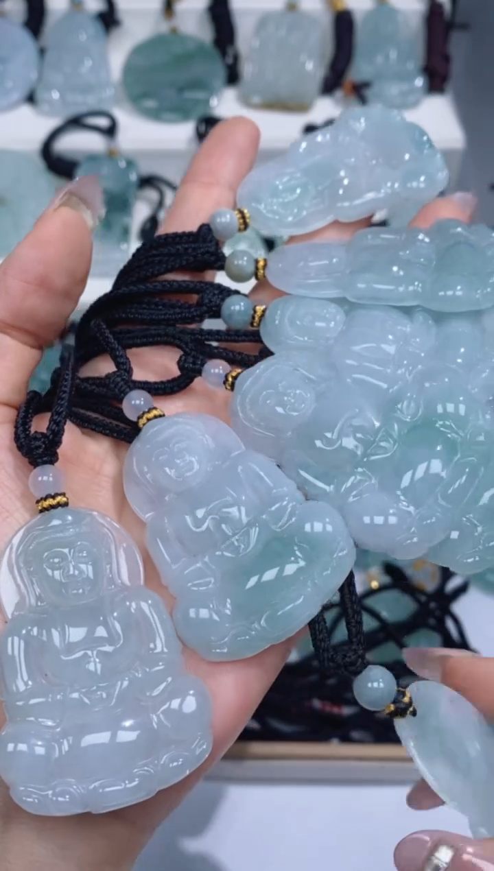 颈饰未镶嵌翡翠吊坠团购多样性发一件