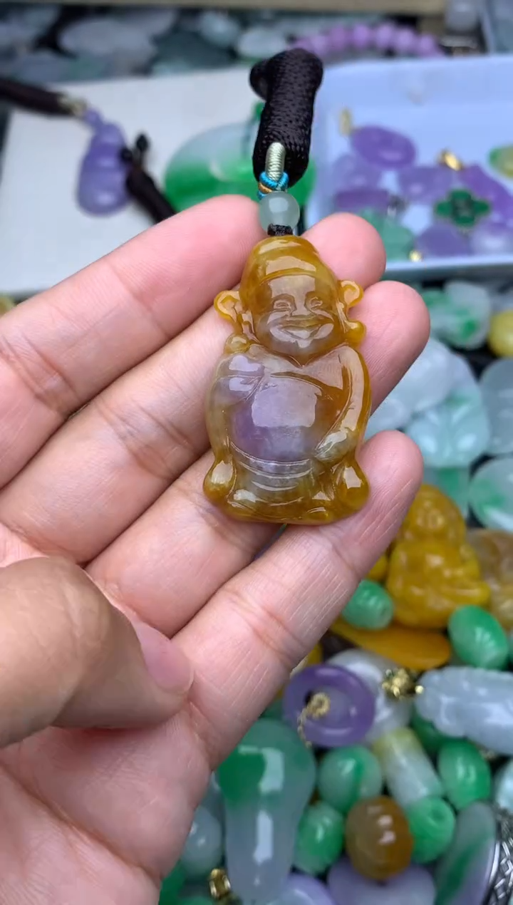颈饰未镶嵌翡翠天然缅甸翡翠吊坠