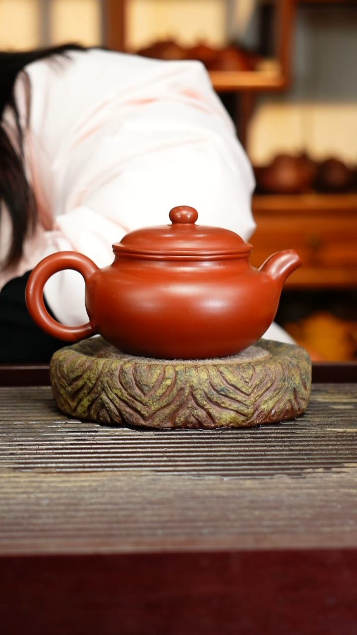 宜兴原矿紫砂壶茶壶宜兴原矿紫砂壶茶壶300C