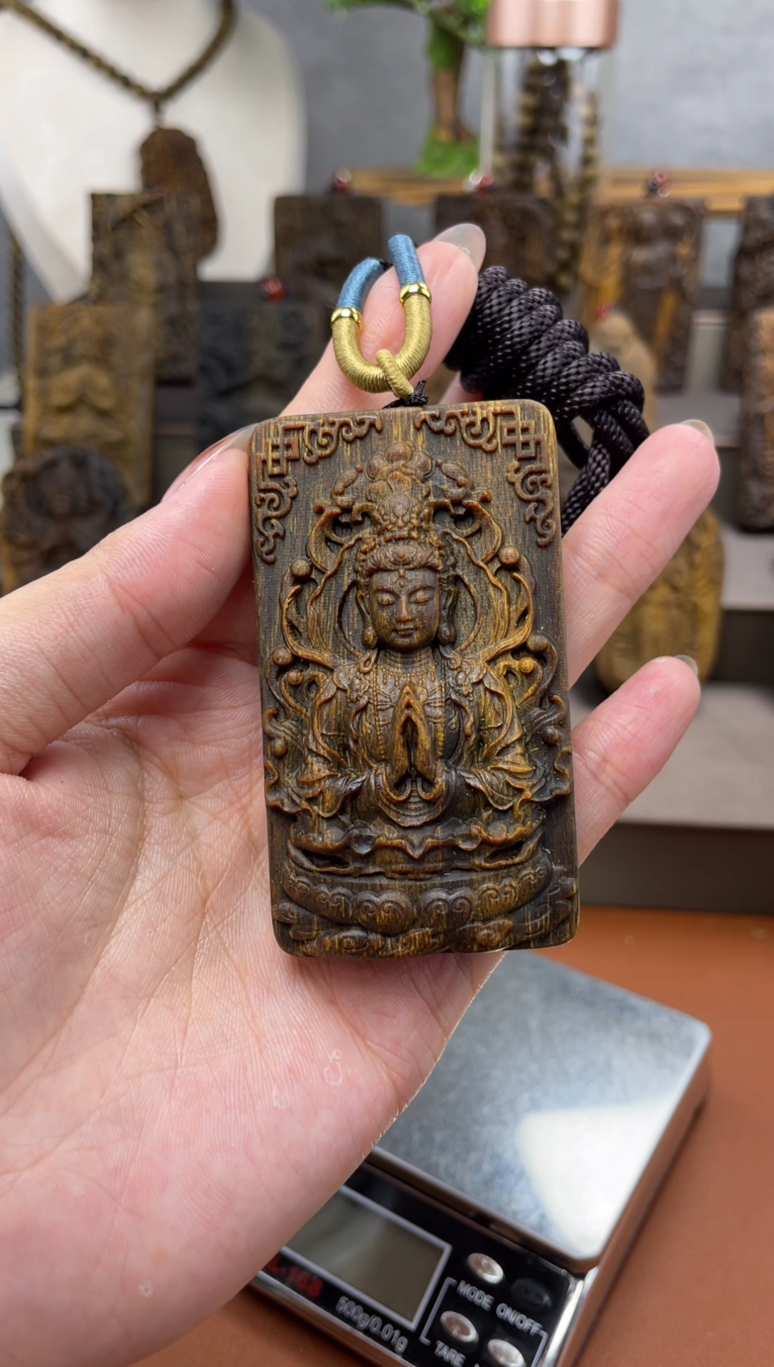 木木雕款芽庄 新款莲花观音  7cm送养香瓶 