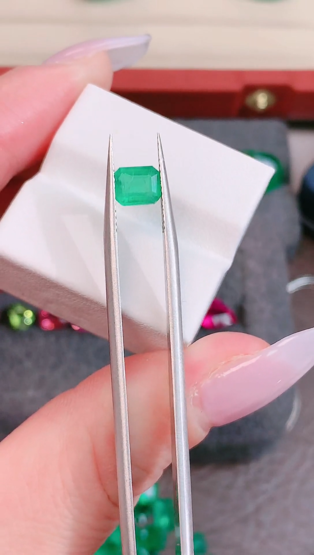 裸石祖母绿0.89ct