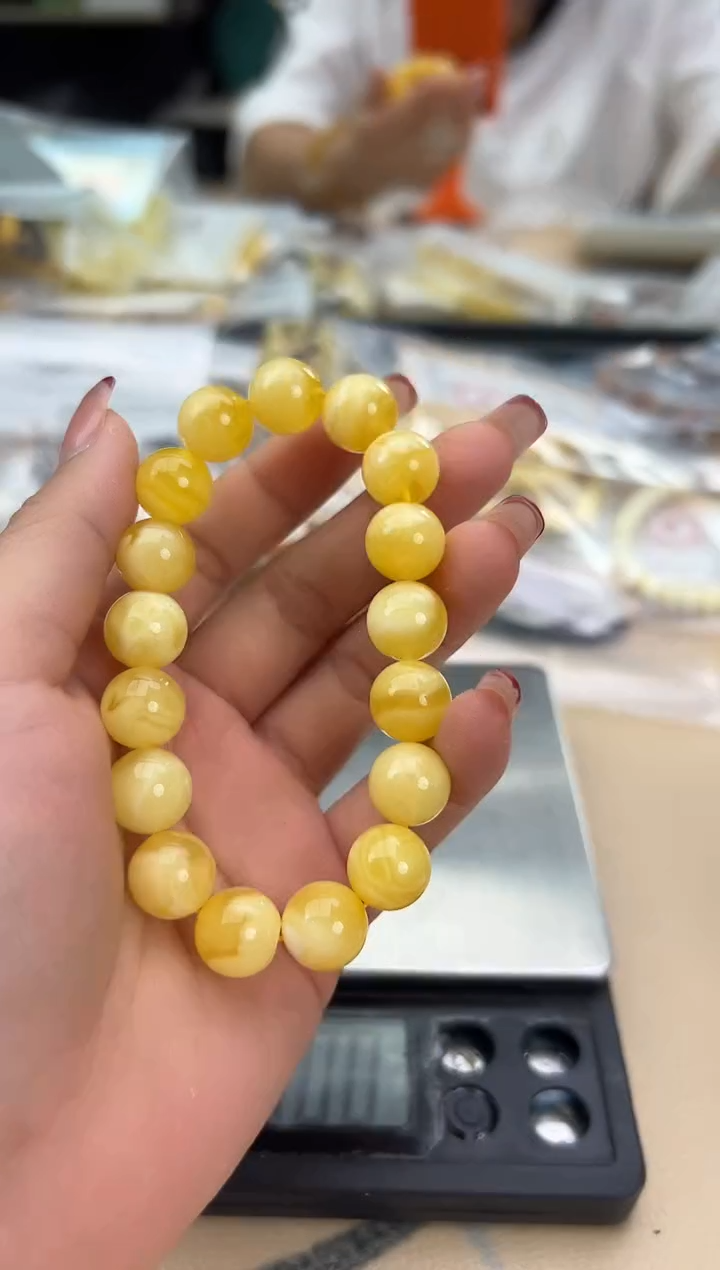 【闪购商品】琥珀裸石未镶嵌蜜蜡手串