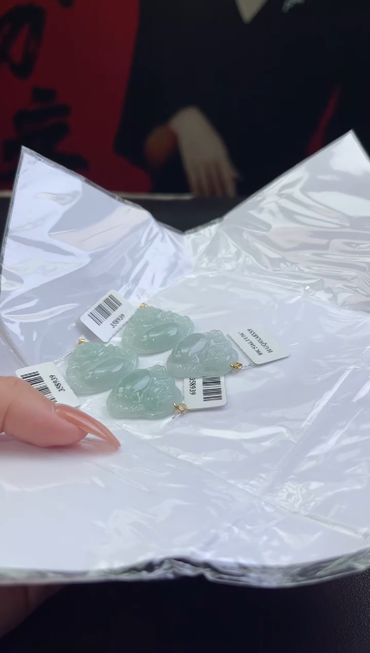 【闪购商品】翡翠挂件18K金镶嵌边城刀客/358939/多样性发一