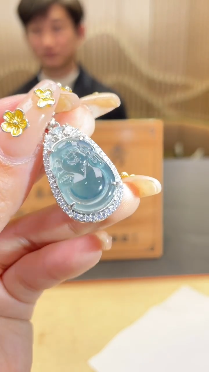 【闪购商品】翡翠颈饰未镶嵌      *A32 (只发一件)