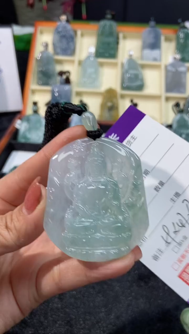 【闪购商品】翡翠颈饰未镶嵌观音88968