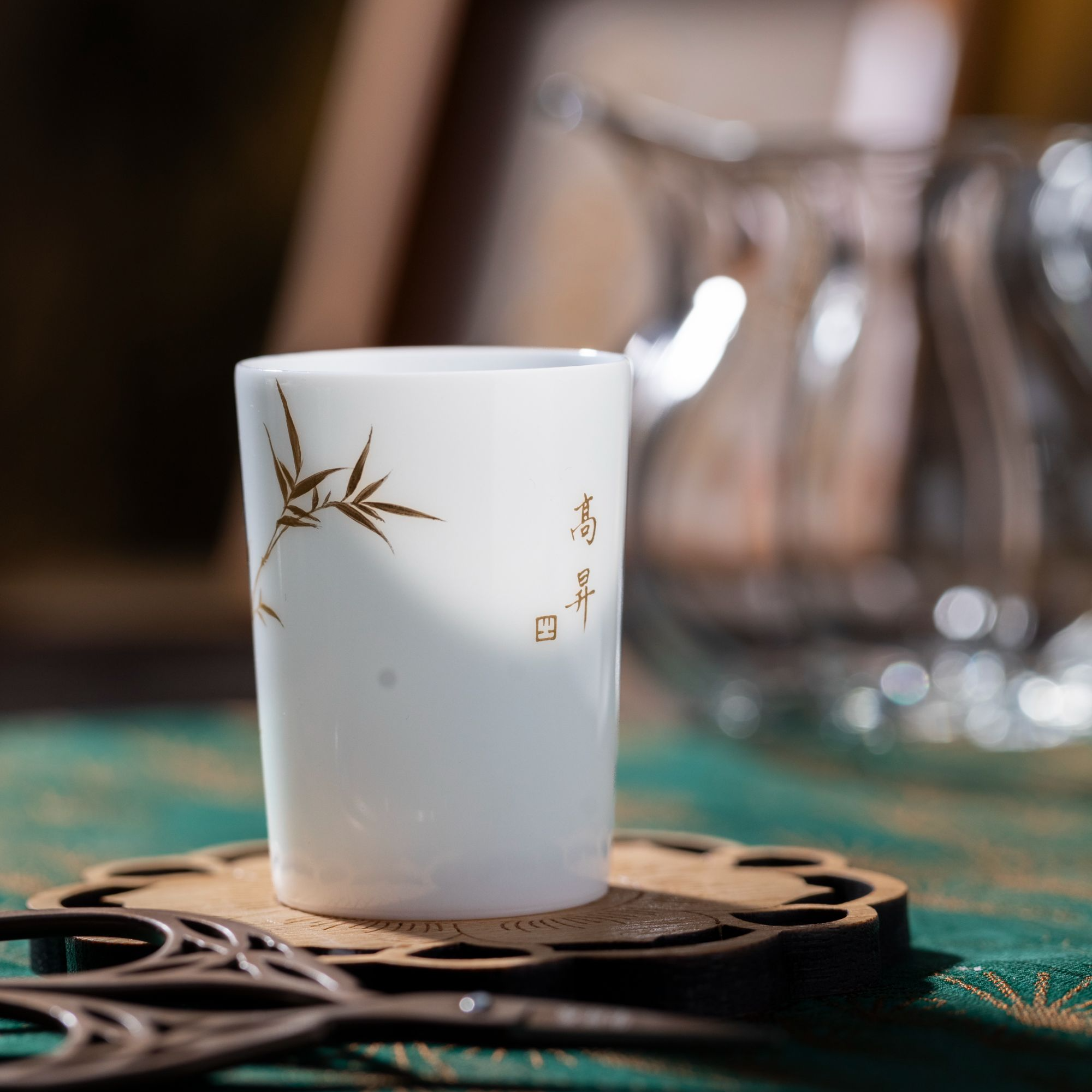 熊友根窑《高升》描金随行杯纯手工手绘白瓷直筒户外精工送礼主人杯