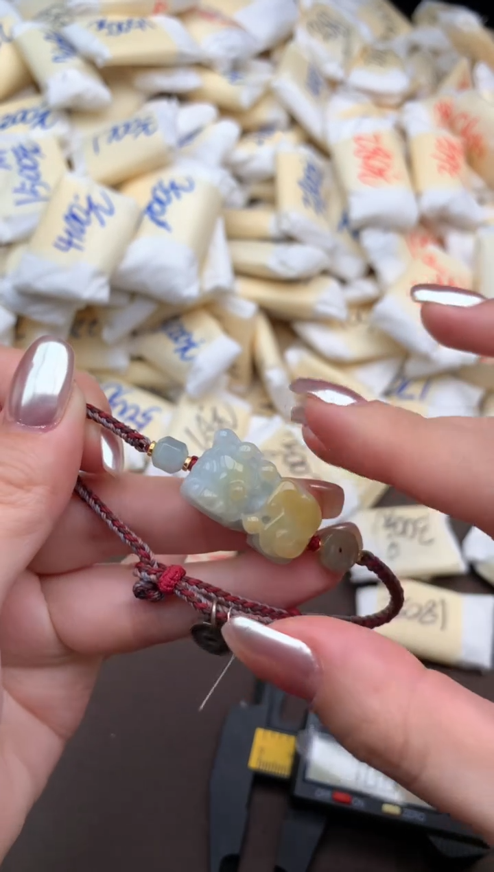 【闪购商品】翡翠手绳未镶嵌一