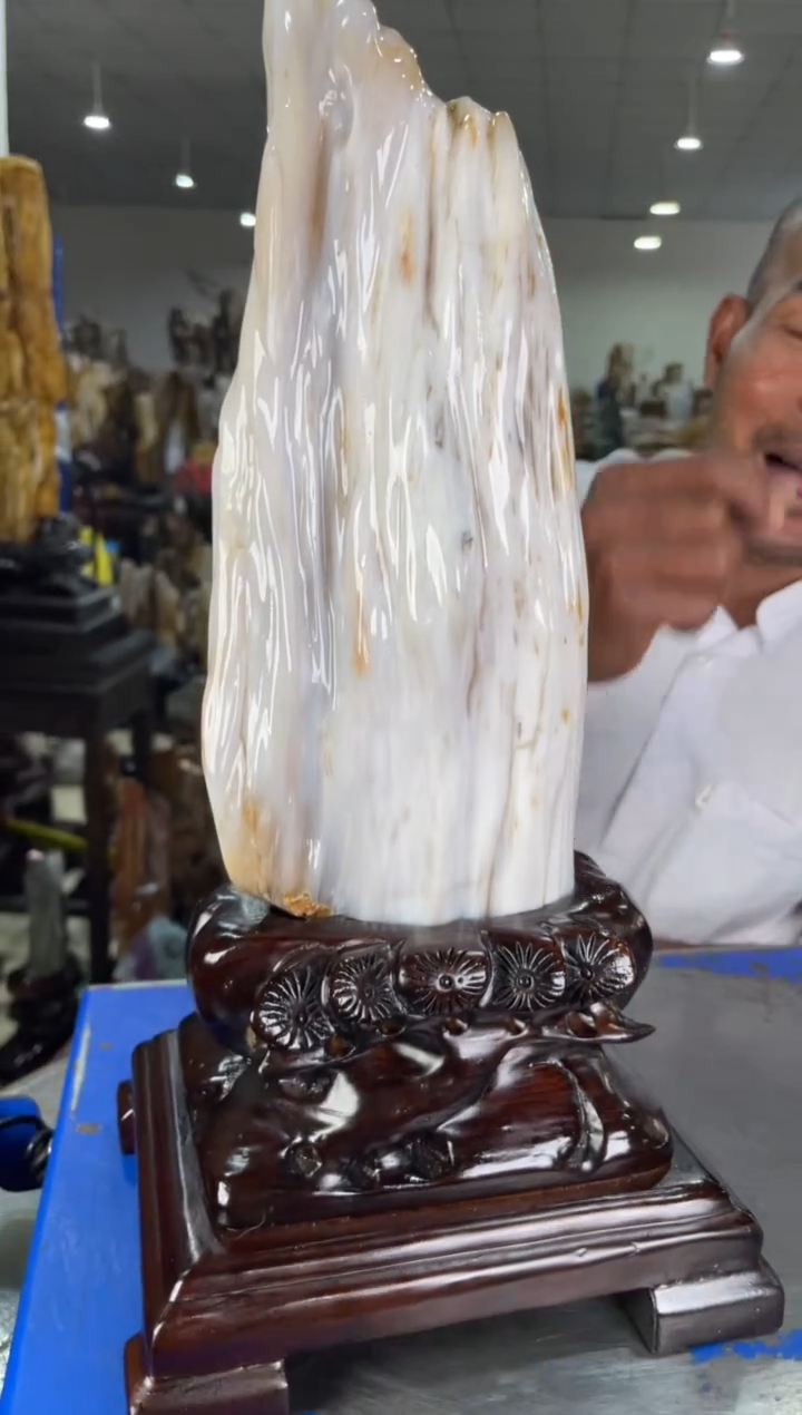 【闪购商品】硅化玉摆件未镶嵌26