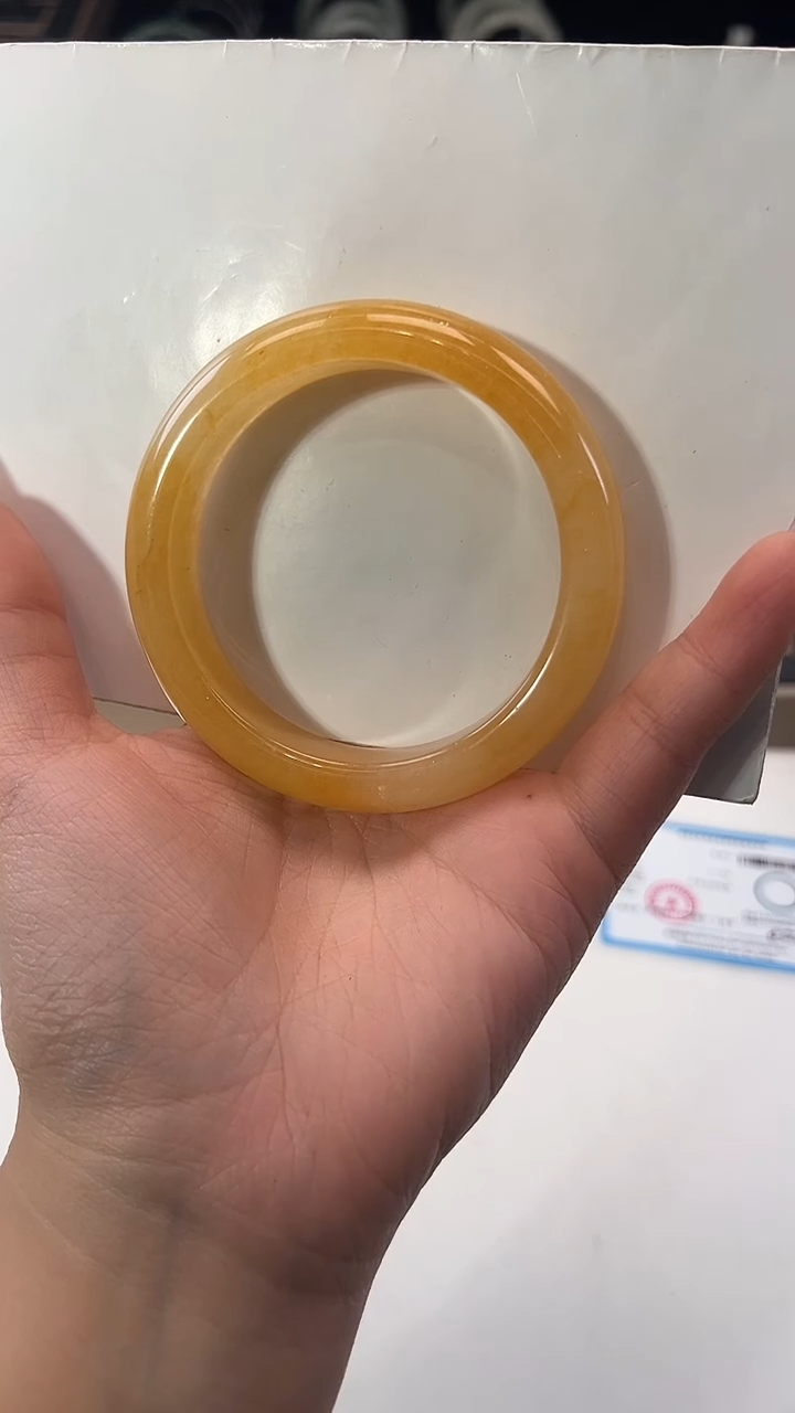 未镶嵌石英质玉（黄龙玉）手镯57圈口011