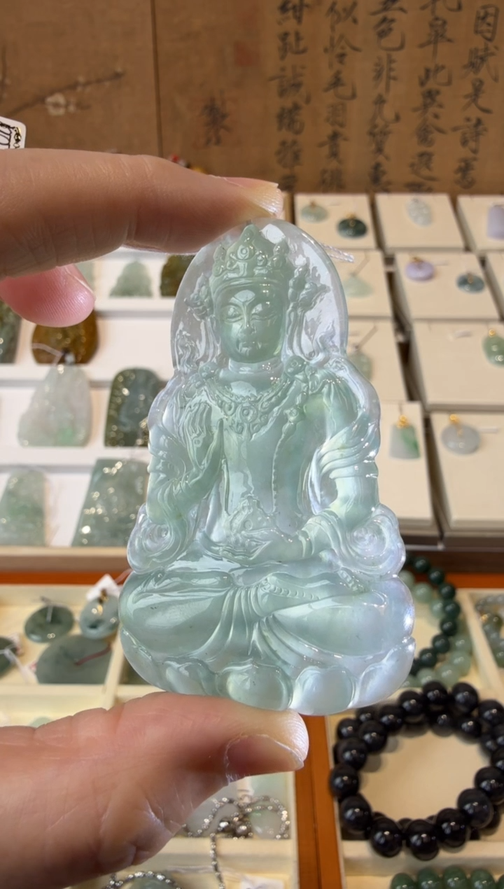 翡翠挂件未镶嵌A货翡翠多样性孤品