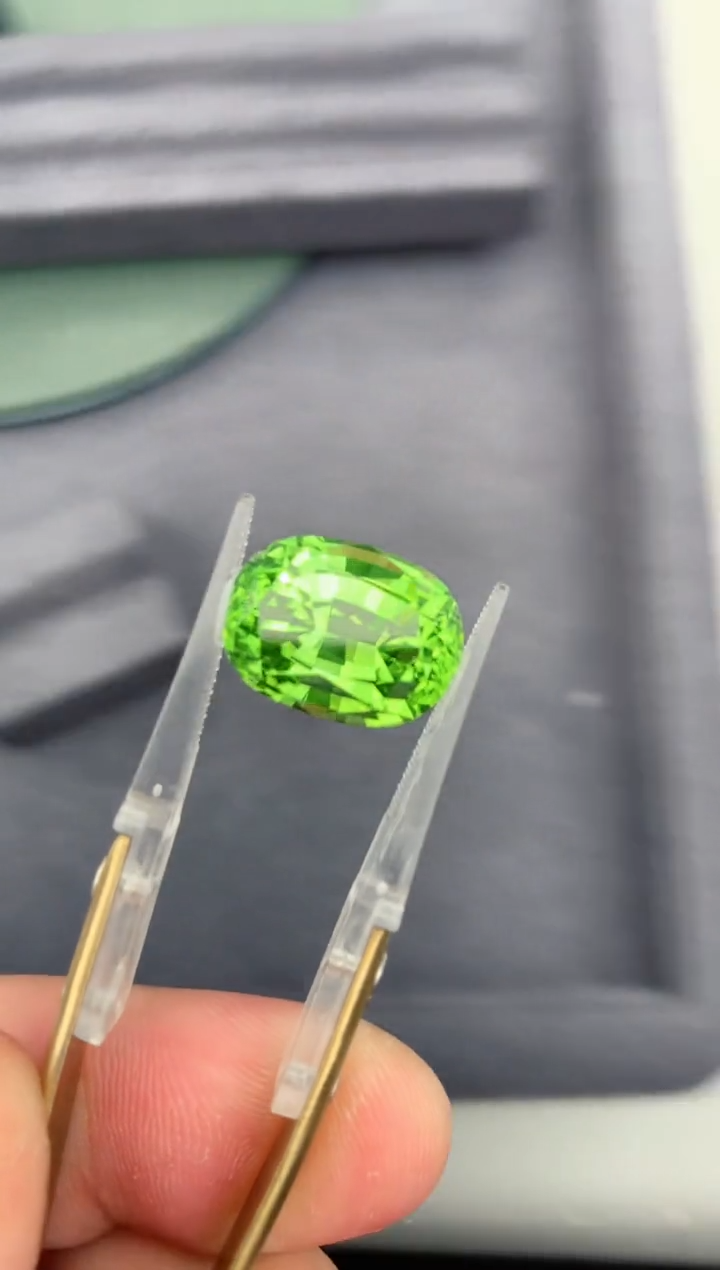 【闪购商品】橄榄石裸石未镶嵌20ct橄榄石