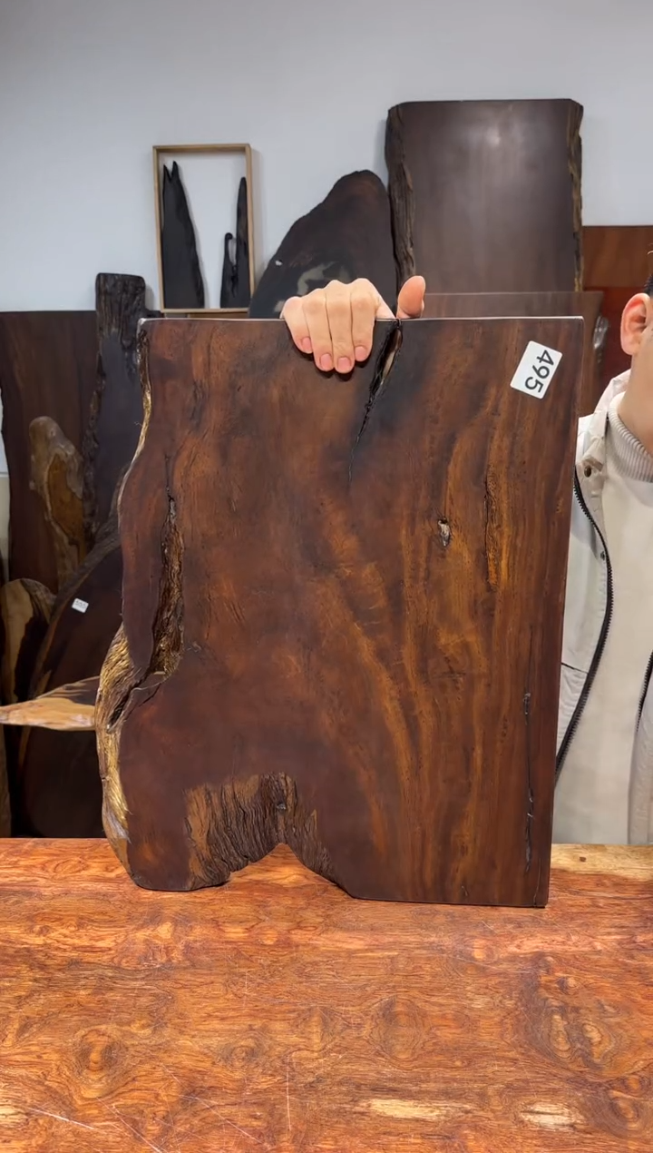 风车木（黑檀木）尺寸56*43*2.5编号495