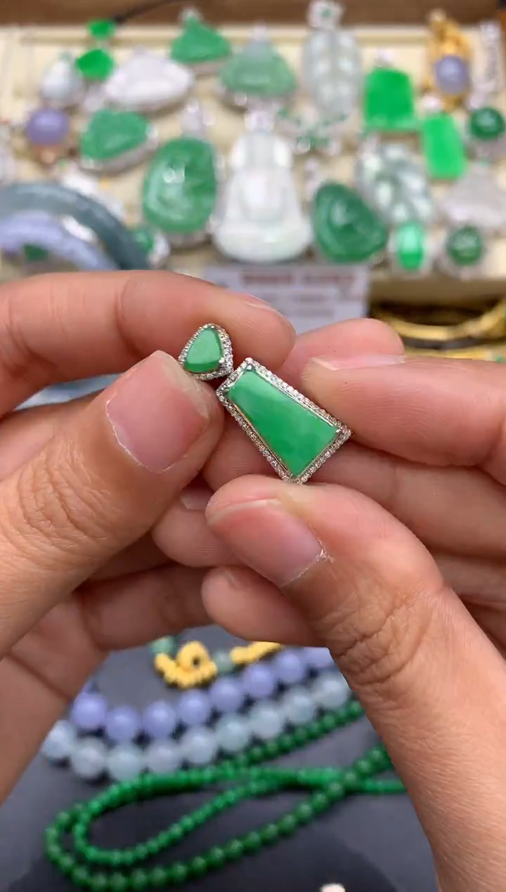 【闪购商品】翡翠颈饰18K金镶嵌275-中国好珍宝