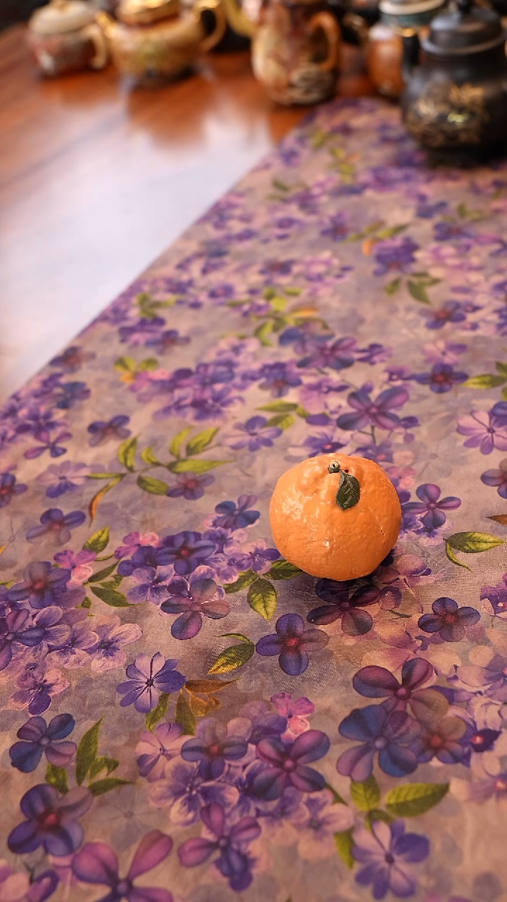 宜兴紫砂段泥小丑菊