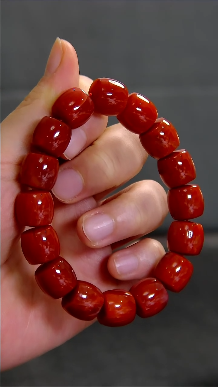 【闪购商品】南红玛瑙手串未镶嵌017DY00206产品一个