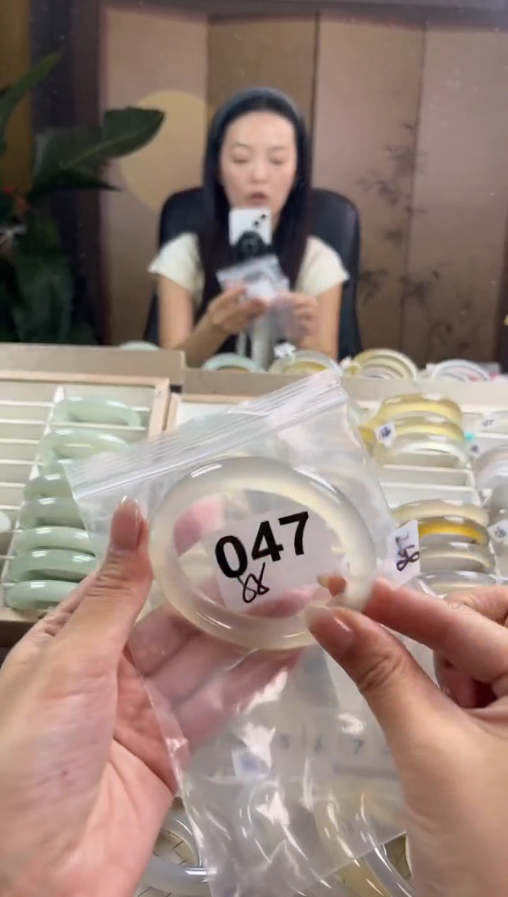 手镯玛瑙/玉髓未镶嵌n****5047