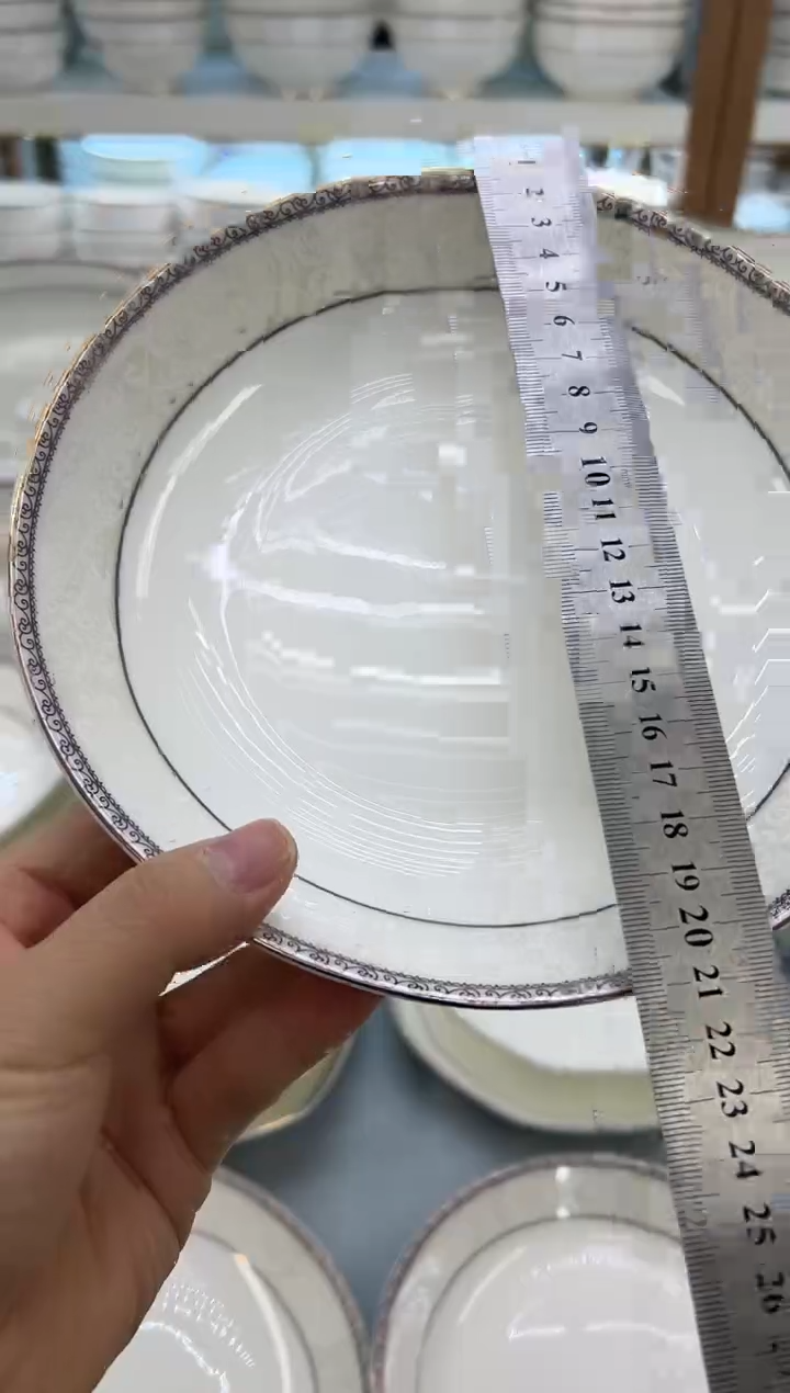 骨瓷玲珑8饭2个   