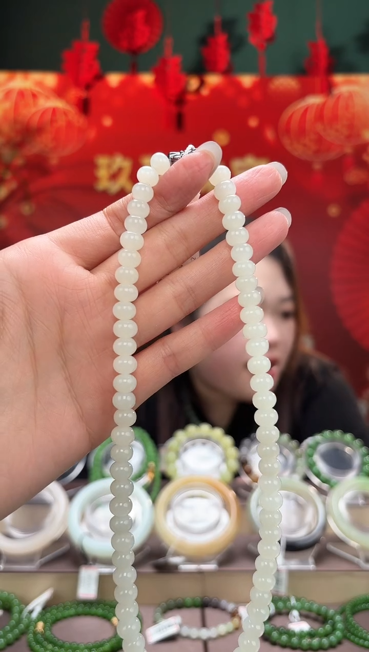 【闪购商品】和田玉项链未镶嵌卡8妈妈链