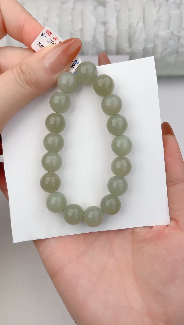 手链未镶嵌和田玉1颜色微差无瑕疵