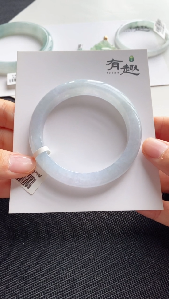 翡翠手镯未镶嵌53.7正圈