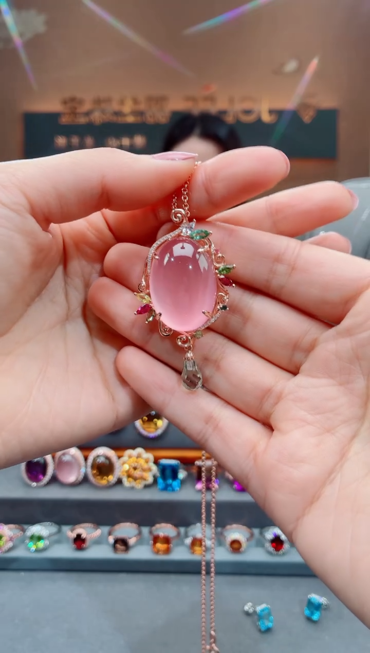 吊坠(赠链)银S925镶嵌芙蓉石芙蓉石吊坠