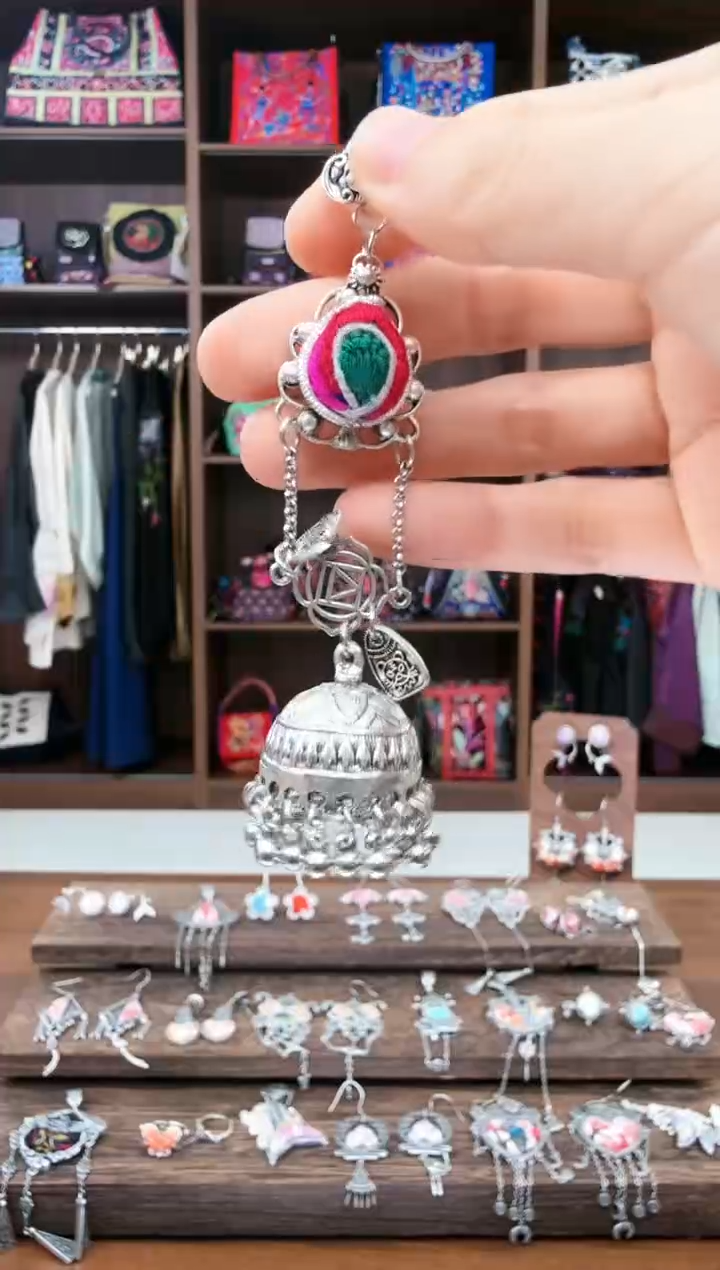 【闪购商品】织绣31蚩梦苗族古绣