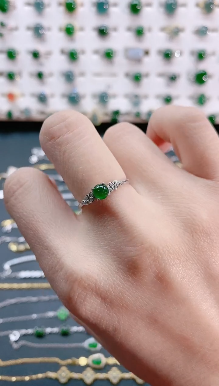 【闪购商品】翡翠戒指银S925镶嵌天然翡翠