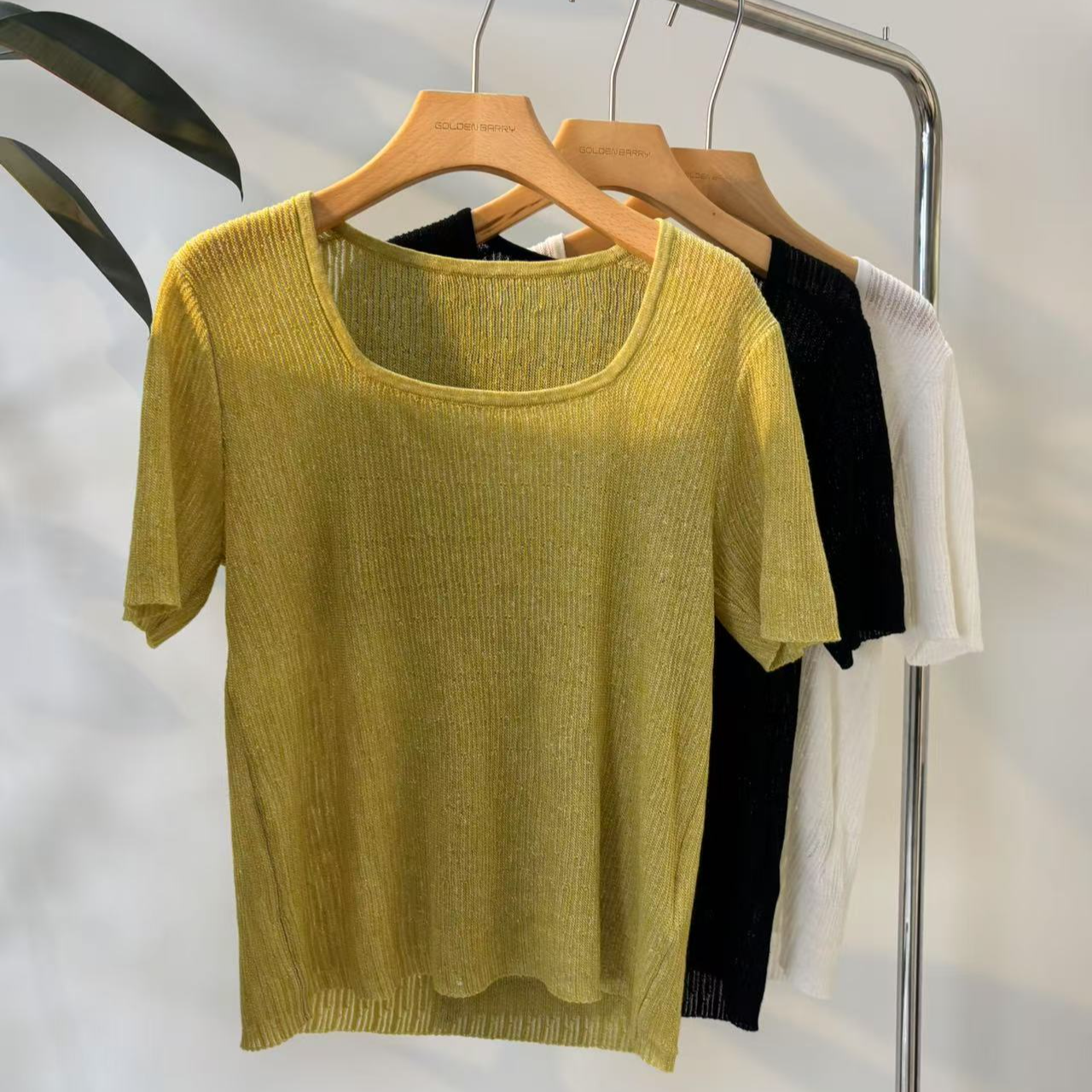 GOLDENBARRY|246417金丝镂空方领短袖针织衫