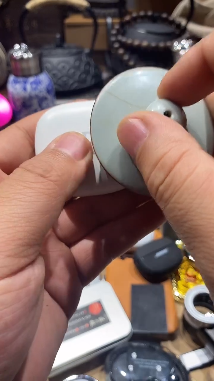 瓷片闪购商品 如图所示