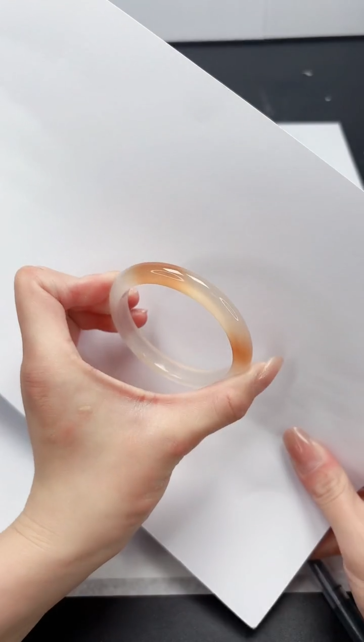 【闪购商品】石英质玉手镯未镶嵌259-57.4