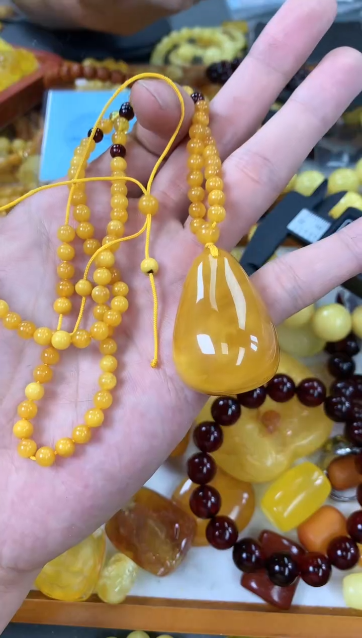 【闪购商品】蜜蜡珠宝奇石未镶嵌吊坠链子