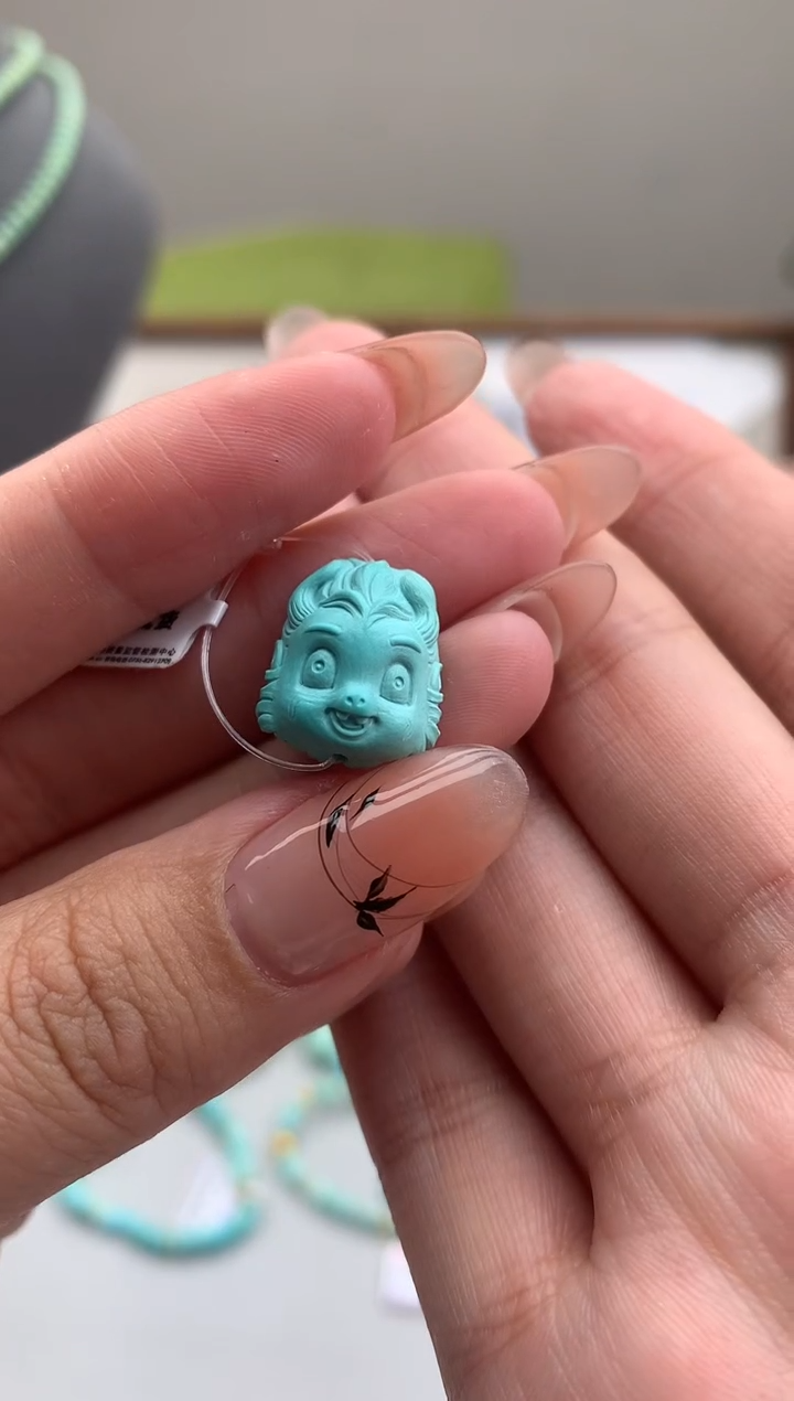 【闪购商品】绿松石未镶嵌雕刻A04